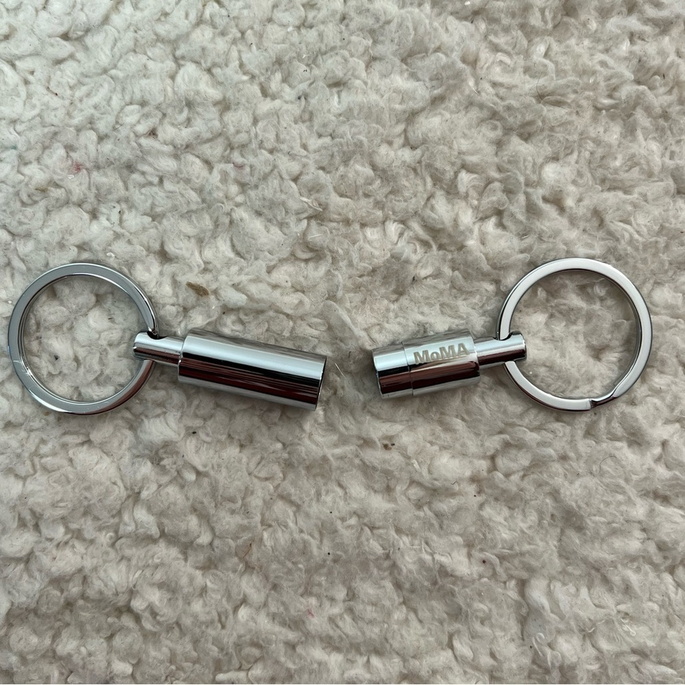 Modern Museum of Art Valet Key Holder - Picture 3 of 5
